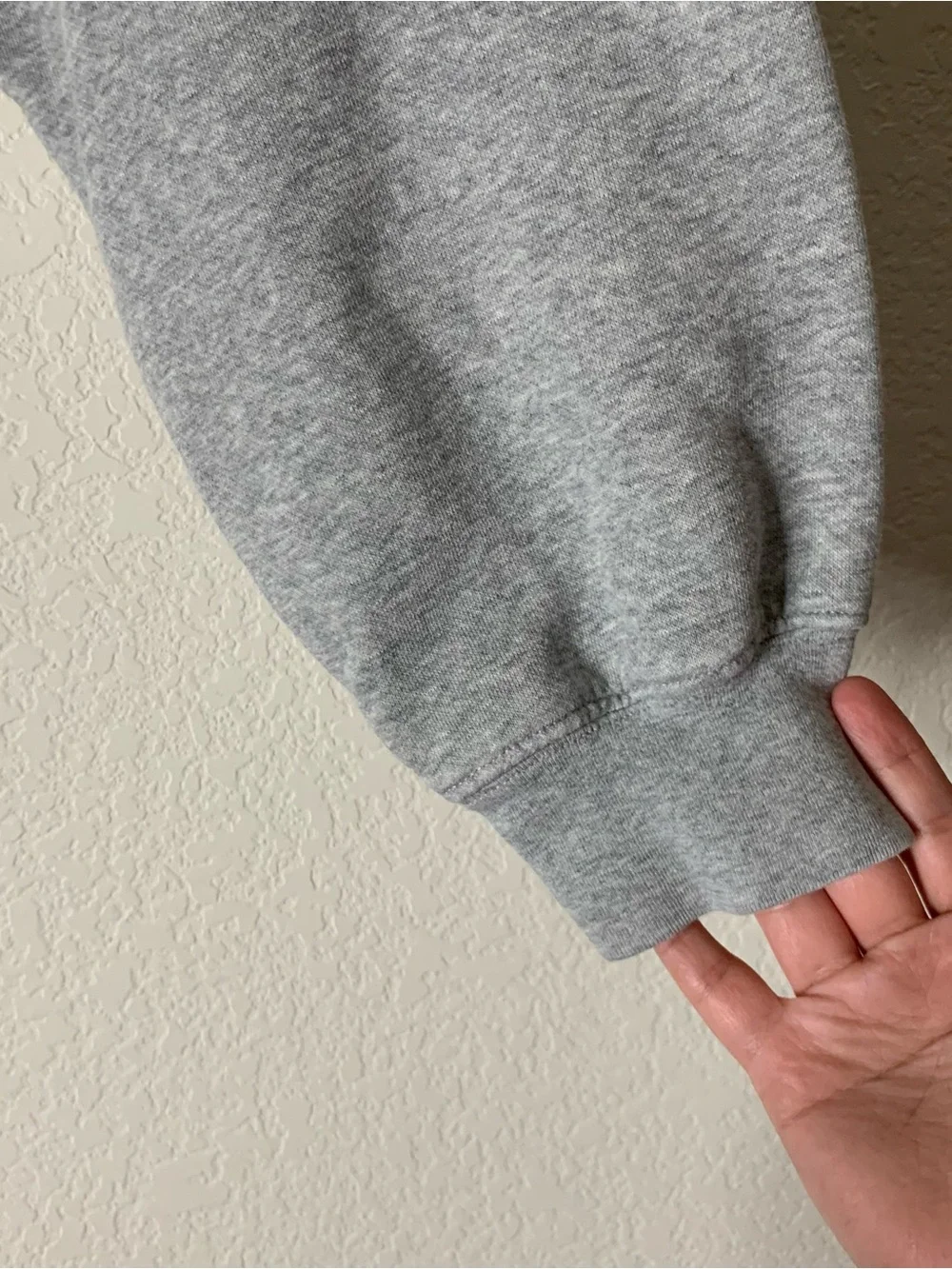 Alo yoga Womens gray cropped hooded sweatshirt XS